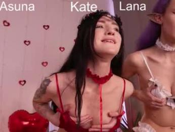 lovely_lo webcam model stream image