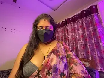 LouleyRani_ webcam model stream image