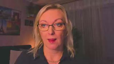 VanessaLUX webcam model stream image