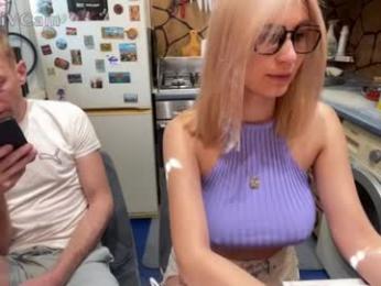 _magic_kis webcam model stream image