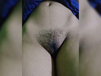 AadhyaLove webcam model stream image