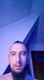 Knutberserker webcam model stream image
