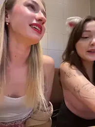 Lia__Love webcam model stream image