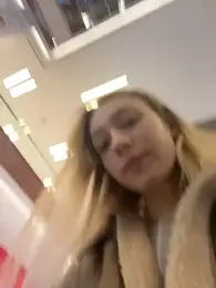 Lia__Love webcam model stream image