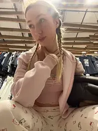 Lia__Love webcam stripchat model stream image