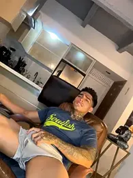 Dominiofit webcam model stream image