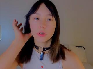 Kerstin Heasley webcam model stream image