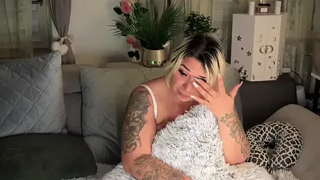 Monageil webcam model stream image