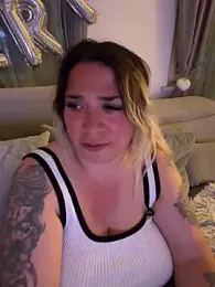 Monageil webcam model stream image