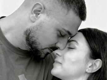 AdelleandCrish webcam livejasmin model stream image