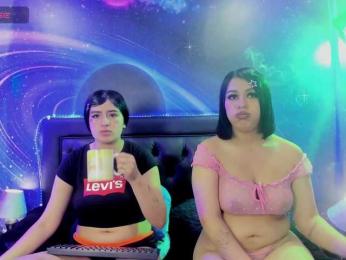 lesbian-scissorss webcam bongacams model stream image