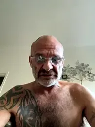 Shyboy817 webcam model stream image