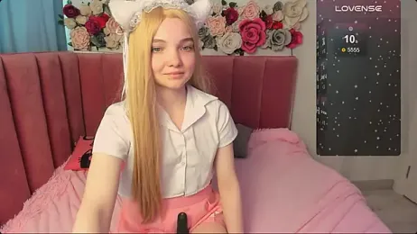 AnimeAlica18 webcam model stream image