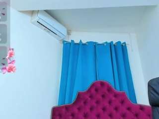 ninadee webcam model stream image