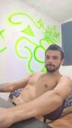 raphael_BDSM webcam model stream image