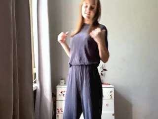 stellamoore webcam model stream image