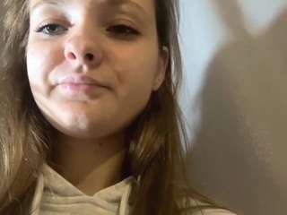 stellamoore webcam model stream image