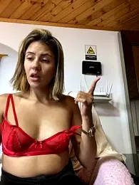 Andrea_19blonde webcam model stream image