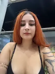 Mon_Cherry webcam model stream image