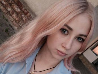 IsabelManha webcam model stream image