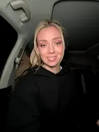 HopeHeaven webcam model stream image