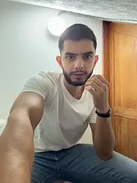 Milosky000 webcam model stream image