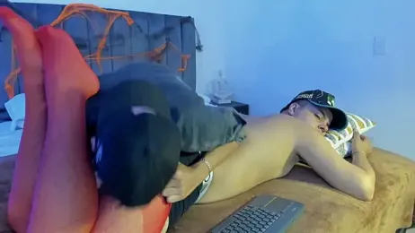 NoahLux webcam model stream image