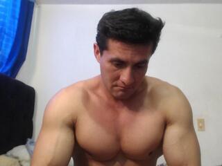 Edde Max webcam model stream image