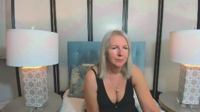 EricaSweet webcam model stream image