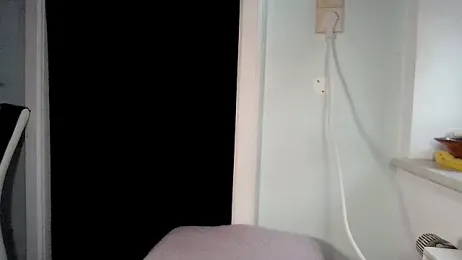 BlueVelvetBat webcam model stream image