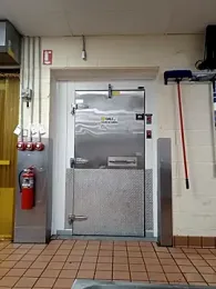 Dropdingo webcam model stream image