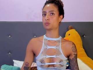 harmonyhill webcam model stream image