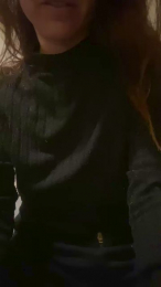 Hashleey webcam model stream image