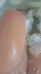 babygrz webcam model stream image