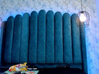 nahia_low webcam model stream image