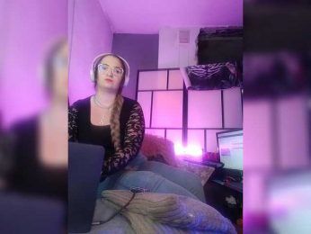 monikanylon webcam model stream image