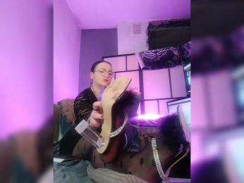 monikanylon webcam model stream image