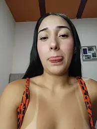isabellaHill2 webcam stripchat model stream image