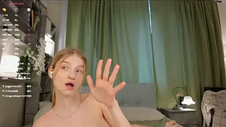 DreamyGleam webcam stripchat model stream image