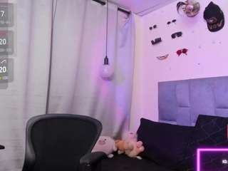 alice-massie1 webcam model stream image