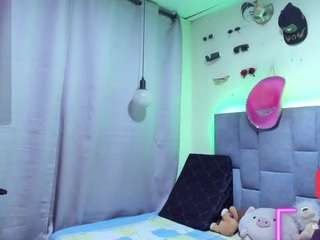 alice-massie1 webcam model stream image