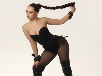 AnaWest webcam model stream image