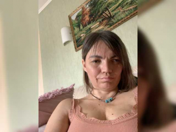 Ella-Pearlie webcam model stream image