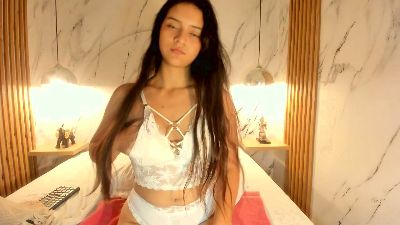 MillieRoss webcam model stream image