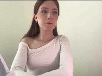 NextDoorKiora webcam model stream image