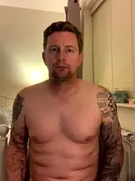 Crusher19830 webcam model stream image