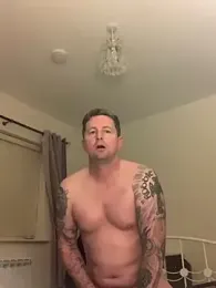 Crusher19830 webcam model stream image