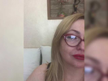 MMMGoddess webcam model stream image