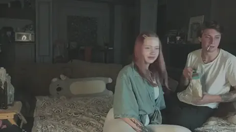 Frend_Zone webcam model stream image