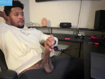 10inch_gymjunky webcam model stream image